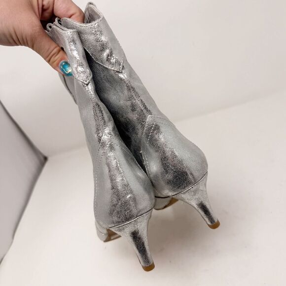 Dolce Vita Silver Leather Slouchy Kitten Heel Western Cowboy Boots Size 6 - Picture 7 of 9